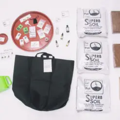 All the parts inside the 35 gallon grow box